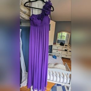 NEW Beautiful woman's long one shoulder purple Gown Dress Aqua Bloomingdale's 0
